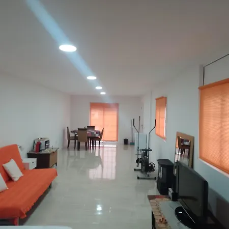 Gran Estudio De 50m2 Cerca Costa Brava