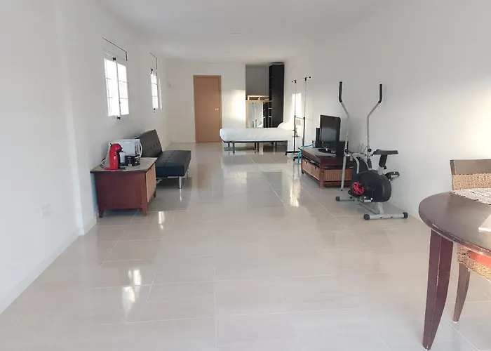 Gran Estudio De 50m2 Cerca Costa Brava