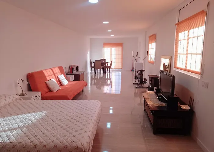 Gran Estudio De 50m2 Cerca Costa Brava