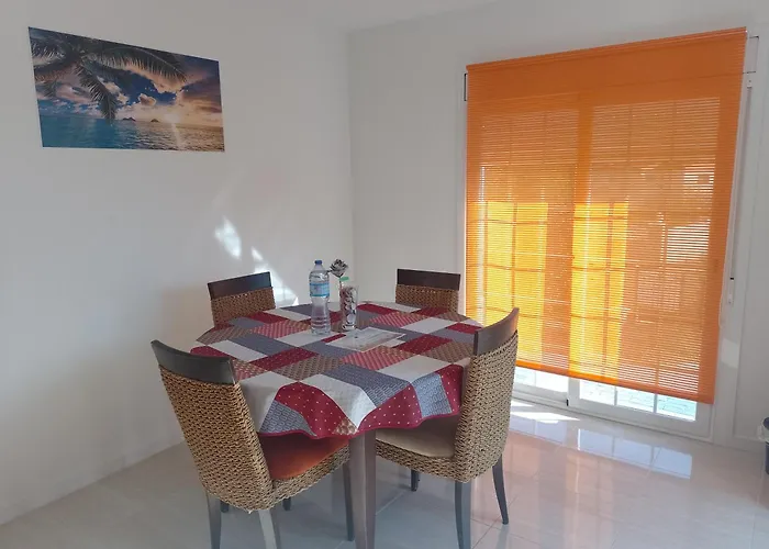 Gran Estudio De 50m2 Cerca Costa Brava